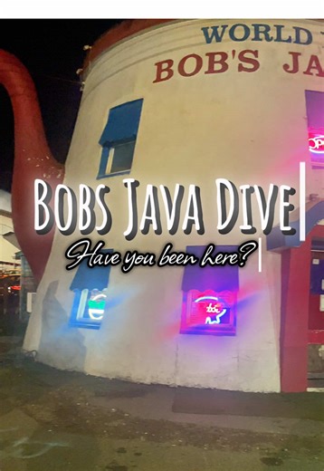 Tacoma hidden gem energy ☕️ Bob’s Java Dive is one of those spots that just gets it. What’s your go-to order here? 👀#tacoma #tacomalife #tacomawashington #tacomafoodie #tacomadivebar