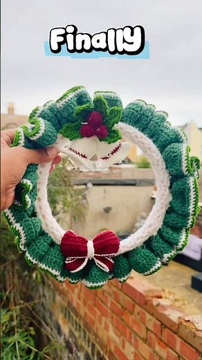 DIY Christmas Wreath on a Budget | Festive Decor Under £15 🎄🏵️ #crochetpatterns #crochet