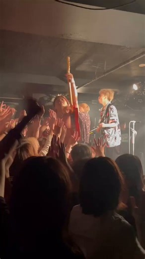 この日のライブもセトリも大大大大好きすぎて、定期的にこの動画を観て涙を流している。「俺たちKEYTALKのテーマ曲！」のUNITYの続きみたいな