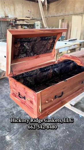 Hickory Ridge Caskets, LLC🧡 📲 662-542-8480 ✅ We do sell directly to the public at wholesale prices. ✅ We offer delivery to the funeral home of your choice throughout the USA ! 🚚 🛑FTC(Federal Trade Commission) Funeral Rule, YES you are allowed to purchase a casket from a source other than the funeral home and have it used for services. Funeral homes are legally obligated to accept caskets purchased elsewhere and cannot charge extra for handling them.🛑 #WoodenCaskets #wood #cedar #hickoryridg