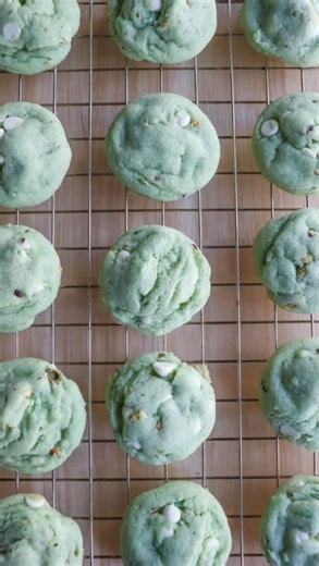 These pistachio pudding cookies are soft, chewy and perfect for celebrating St Patrick’s Day! Why not make a batch of fun, festive and delicious green cookies this month?! Ingredients: 3/4 cup butter, room temperature 1 cup granulated white sugar 1 large egg 1 tsp vanilla extract 1 2/3 cup all-purpose flour 1 small box @jello pistachio instant pudding mix 1 tsp baking soda 1/2 tsp salt 1 cup white chocolate chips 1/2 cup pistachios, chopped Green food coloring, optional Comment “jello” for a lin