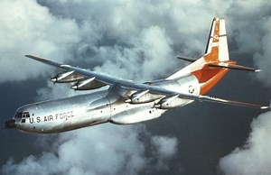 Douglas C-133 Cargomaster — avionslegendaires.net