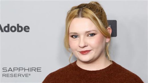 Abigail Breslin makes rare public appearance for Little Miss Sunshine’s 20th anniversary