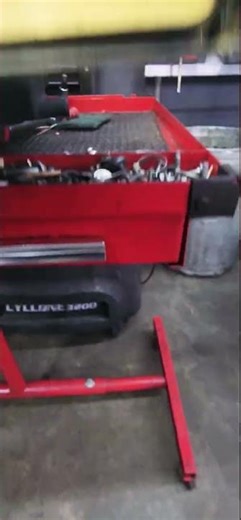 Audi q7 - Replace Intake Maniflow runner - #audi #audiq7 #supercharged #mechanic