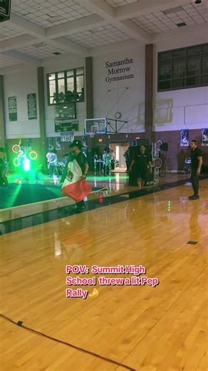 Pov: Summit High School threw a lit Pep Rally 🤌✌🏻 @Adrian_Zamarripa @laenergianortena #norteñosax🎷 #music #Fyp #ParaTi #nortenoband #musicanorteña #summithighschool #peprally #mansfield #texas
