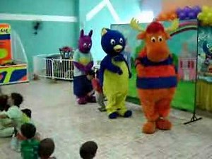 birthday with backyardigans