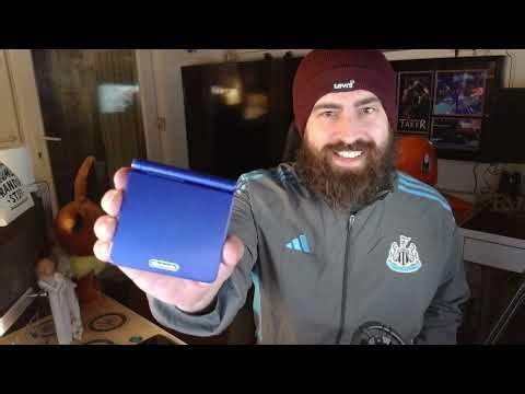 I Got My Childhood Gameboy Back… Instant Nostalgia! (Thanks Grandad and Dad) !