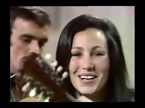 Martin Carthy & Dave Swarbrick with Julie Felix : Byker Hill / Early Morning Rain (1967)