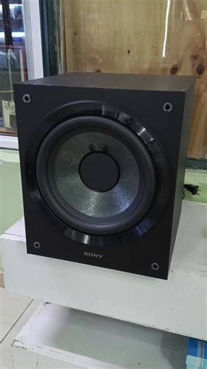 Sony ss-cs9 powered subwoofer Asking kes 35,000 ☎️Call/Whatsapp 254798335311 The Sony SA-CS9 (often referred to in the context of the SS-CS series) is a 10-inch, 115-watt active subwoofer featuring a bass-reflex design, generally praised for offering solid, punchy bass for budget-conscious home theaters ($199–$200 range). It offers a 28 Hz – 200 Hz frequency response and includes adjustable crossover and phase settings. While it performs well for its price, it is considered a