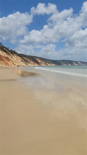 Rainbow Beach QLD, a haven of natural beauty. #2easym8 #rainbowbeachqld #fordf250 #touring #TouringAustralia #perfectday #oceanswim #sandybeach | Trevor Hannaford