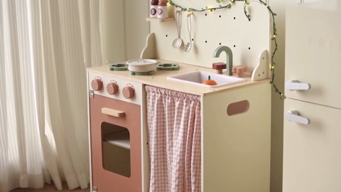 ROBOTIME Play Kitchen Toy Fridge - Wooden Toy Refrigerator with Accessories, Pretend Play Kitchen Set for Kids & Toddlers, Freezer with Play Food for Ages 3+ (Creamy Rustic Style)