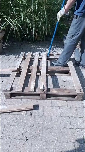 Dismantling Wood Pallet With DIY Pallet Buster #shorts