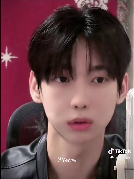 Exploring Creative Face Card Designs