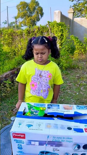 She did not expect to get this many puffcorn 🍟😳😍😋❤️ #shorts