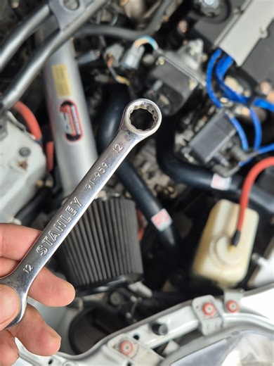 Cómo cambiar el empaque del distribuidor Honda Civic SIR 2000