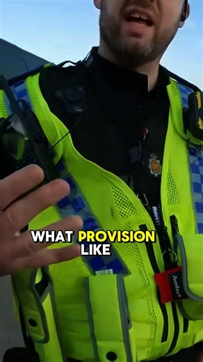 Clueless UK Cop GOOGLES the Law While Detaining Auditor 😳#ukaudit #policeentry #auditor #ukpolice