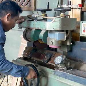 Planer Blade Sharpening Technique | Woodworking TV