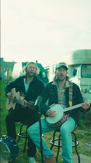 Brown Eyed Girl - The Whiskey Brothers