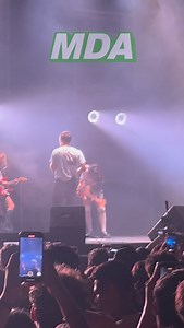 El sensual baile de Wos en su show en Obras | MDA Noticias