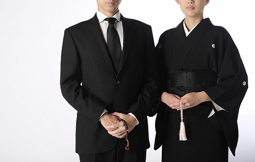 法事・法要で使える簡単な挨拶の文例を紹介！献杯や挨拶状もこれで万全｜小さなお葬式