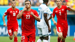 Shaqiri lässt die Schweiz jubeln