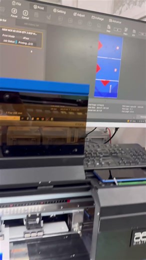 High-Quality Eco Vinyl Printing in Action! 🍕. #EcoVinyl #VinylPrinting