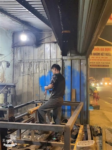 Tui cũng chả biết mình đang làm cái máy gì nữa..chế cháo tùm lum..😌😫😫