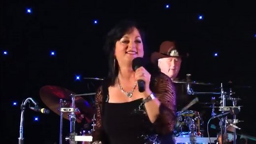 Louise Morrissey – Music Iin My Heart | Keltic Country TV