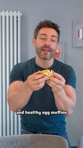 Here is how to make a healthy, high protein breakfast egg muffin.