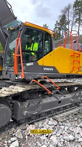 2.7M views · 14K reactions | New access steps for the Volvo EC excavator range from Beco | RPA Media | Facebook