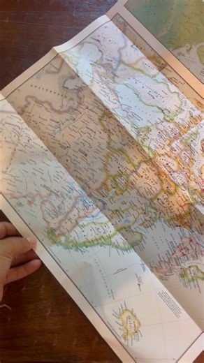 Watch The best pocket sized Europe reference map on Amazon Live
