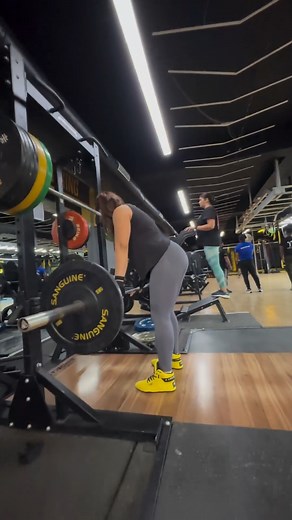 Fitness Workouts and Motivation for Gym Lovers