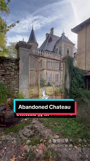 Exploring an Abandoned Chateau in France 🇫🇷
