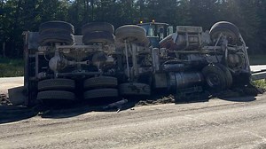 Significant delays, traffic backups on I-95 due to crash