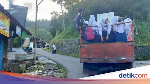 Tembang Kinanthi: Pengertian, Watak, dan Contoh