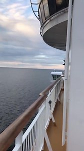 5.4K views · 288 reactions | Komm, wir gehen an Deck. Kurz in den Fahrstuhl gehüpft, den Gang entlang und schon genießen wir gemeinsam den schönsten Ausblick auf den wolkenverhangenen Sonnenuntergang.  | Color Line GmbH | Facebook