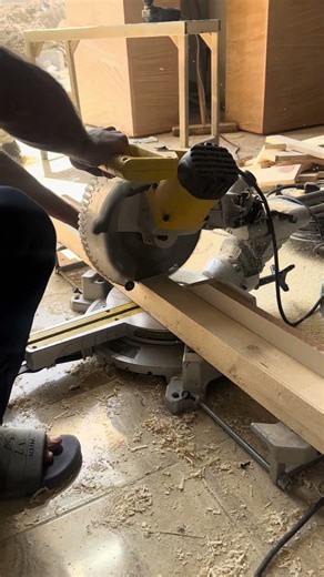 Wood cutting | Hand cutter machine
