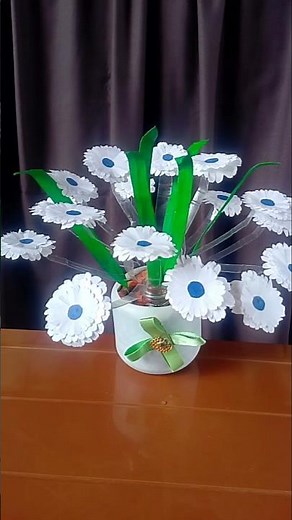 DIY White Paper Flowers | Plastic Bottle Craft | Easy Home Decor