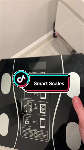 Smart Scale for Effective Fitness Progress Tracking