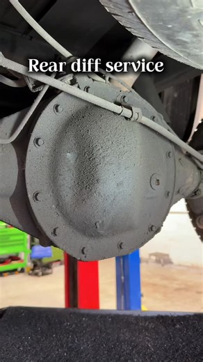 CAR NATION on Instagram: "Rear differential service is essential #MechanicTok #fyp #CarNation #timelaspe"