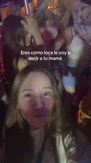 Ay ami eso es genetica😂 @Eli Ulloa J #foryou #fyp #foryoupage #mamajoven