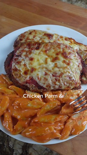 Weeknight Dinner Recipes Episode 11: Chicken Parm and Gnocchi Alla Vodka🤌🏼 This was one of the best dinner recipes I have ever tasted. Ingredients Below⬇️ 1 Chicken Breast 2 Eggs 1 Cup Bread Crumbs 2 TSP Salt 2 TSP Black Pepper Oil 1/2 Cup Tomato Sauce 4 Slices Provolone Cheese Gnocchi (2-3 Servings) Salt to Taste 1 TBSP Butter 2 TBSP Tomato Paste 2 TBSP Vodka Sauce 1 Cup Heavy Cream Dash of Red Pepper Flakes 1/4 Cup Parmesan Cheese #recipes #chickenparm #gnocchi #food
