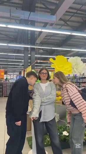 7.4K views · 102 reactions | ✨ Semana ju fton! ✨ Nga data 7 deri më 9 Nëntor në Interex, Central Park – Prishtinë, do të ju presim me:  Prezantimin e zbutësve Semana me aromë të këndshme  Mostra falas për secilin që na viziton! Mos e humbni rastin të përjetoni butësinë dhe aromën afatgjatë në një mënyrë të re – ju presim me kënaqësi!  | Semana Kosovo | Facebook