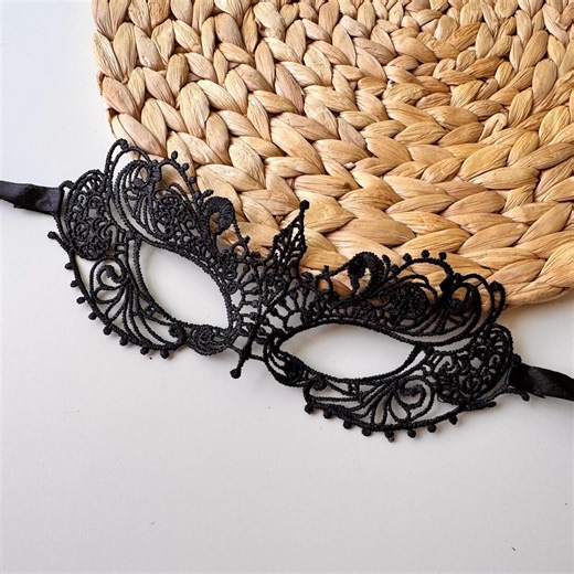 Black Lace Face Mask for Party, Gold and Silver Halloween, Masquerade - Etsy