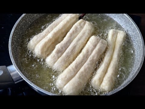 Super Crispy & Tasty Fried Youtiao 油条 Hollow Fried Dough Recipe (Fried Breadsticks)!