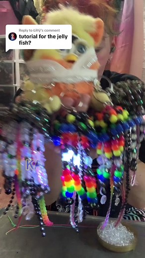 Replying to @Łïłłý Hope it helps! #kandi #kandikid #raver #kanditutorial #kandijellyfish #kandijellyfishtutorial #kandiinspo #kandiideas #copingwithkandi