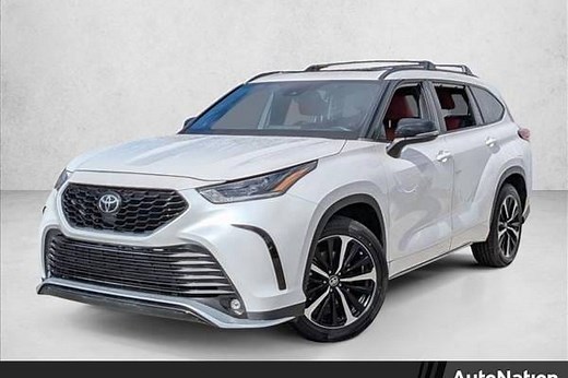 Used 2021 Toyota Highlander for Sale Near Me | Edmunds