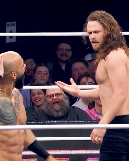 "Jungle" Jack Perry comes up empty handed when trying to pull Ricochet's hair! ❌ #AEWDynamite New Year's Smash is LIVE NOW on TBS & streaming on HBO MAX! | All Elite Wrestling