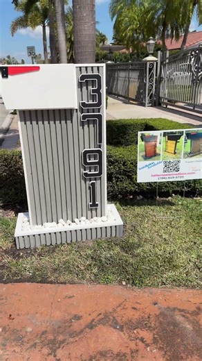 In this video, we showcase a modern slat custom mailbox design, Slat Custom Mailbox