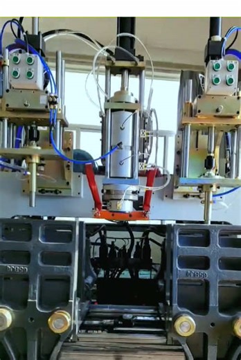 Advanced Fully Hydraulic Semi-Automatic Blow Molding Machine